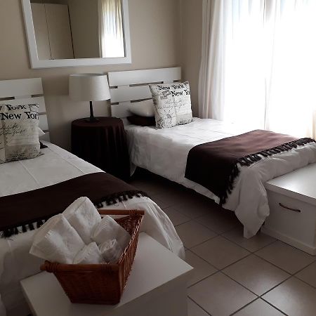 The Upper Deck Apartment Swellendam Extérieur photo
