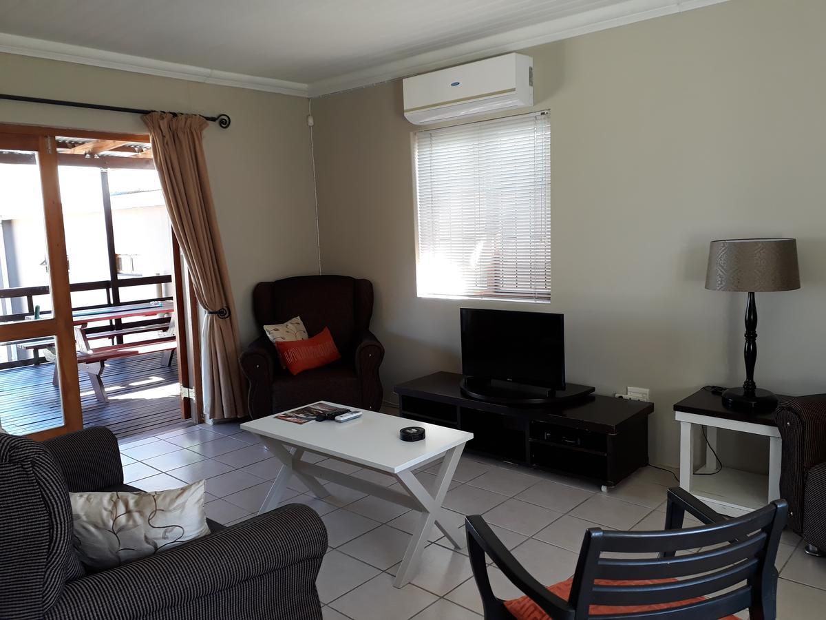 The Upper Deck Apartment Swellendam Extérieur photo